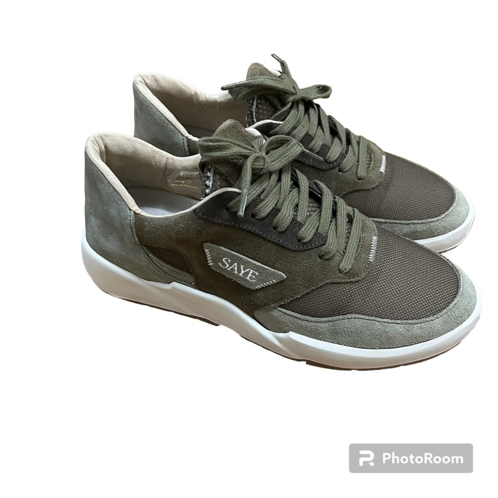 EUC SAYE Modelo 95 Terra - Suede Leather Green Sneakers Size 10
